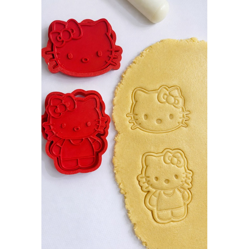 2 cortadores + Carimbos 3D biscoito Helo kity 8CM -  Cortadores  Temáticos molde - pasta americana cookies em Oferta na Shopee