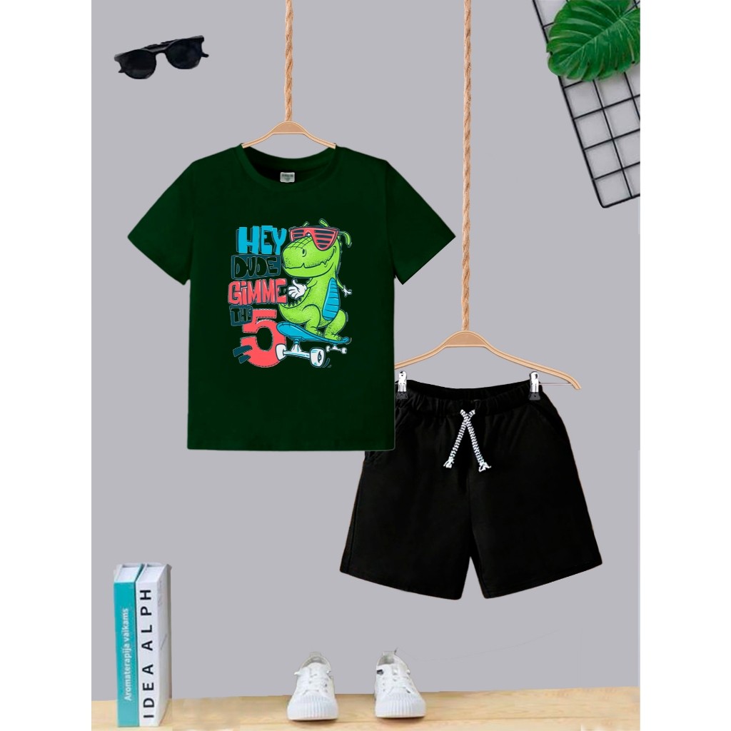 Kit Camiseta Masculina + Short com Bolso Conjunto Juvenil Infantil Algodão Confortável Dino Hey Roupa