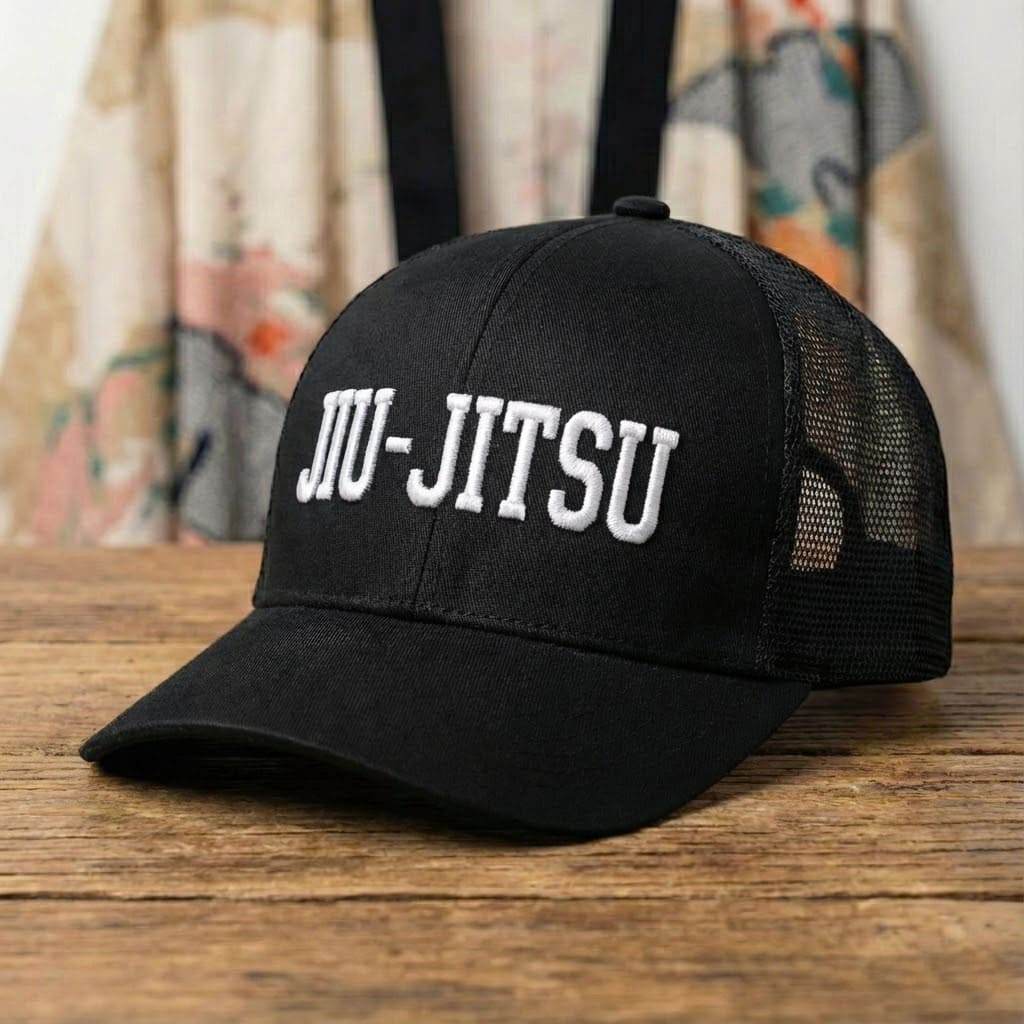 Boné Aba Curva Estilo Trucker Bordado – Jiu-Jitsu/ Karatê / Judô Preto Masculino/Feminino Premium