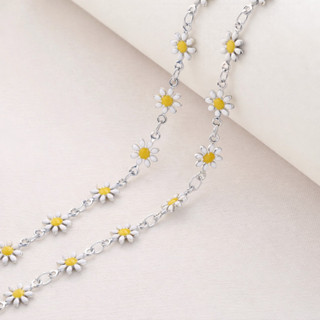 Colar Margaridas Brancas em Aço Inox – Corrente Prateada Delicada Feminina em Oferta na Shopee