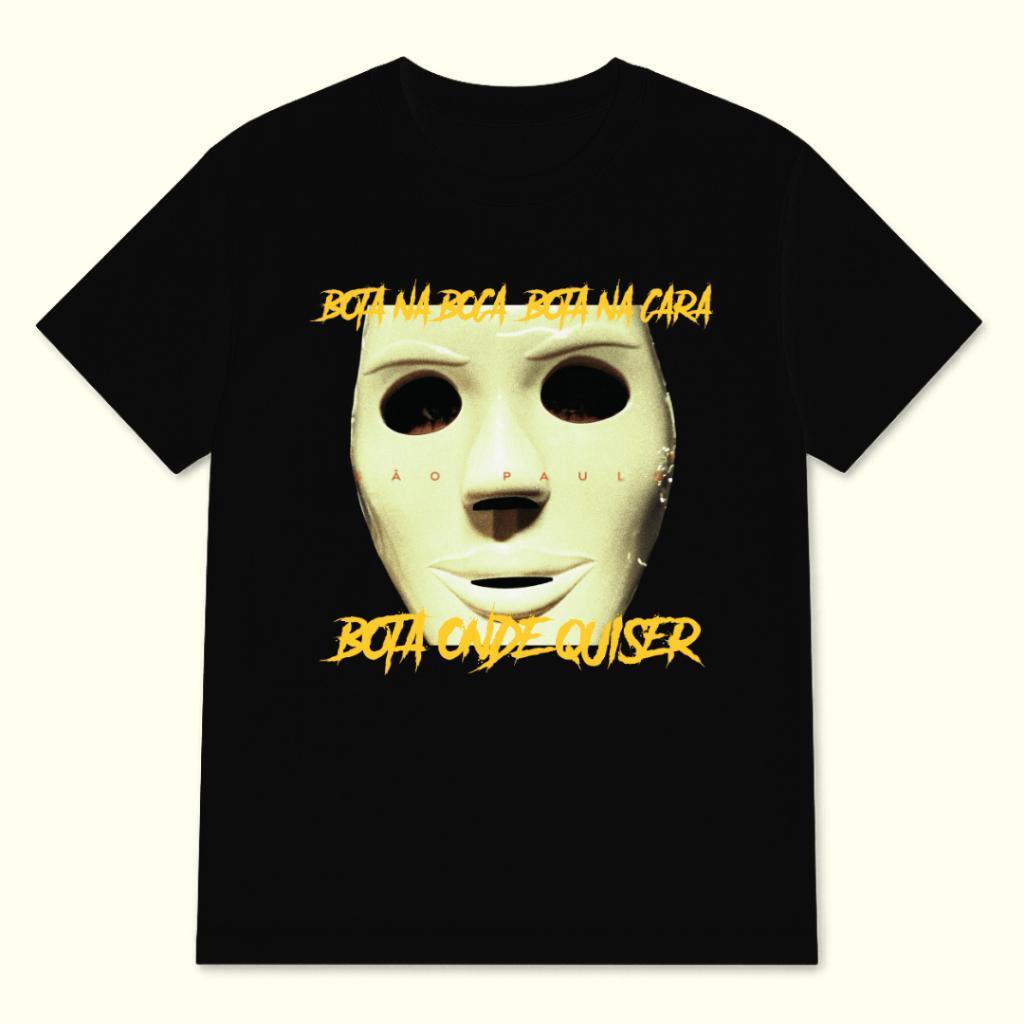 Camiseta Anitta Ensaios Bota na Boca, Bota na Cara – Máscara Amarela | Unissex | Preta (P ao XGG)