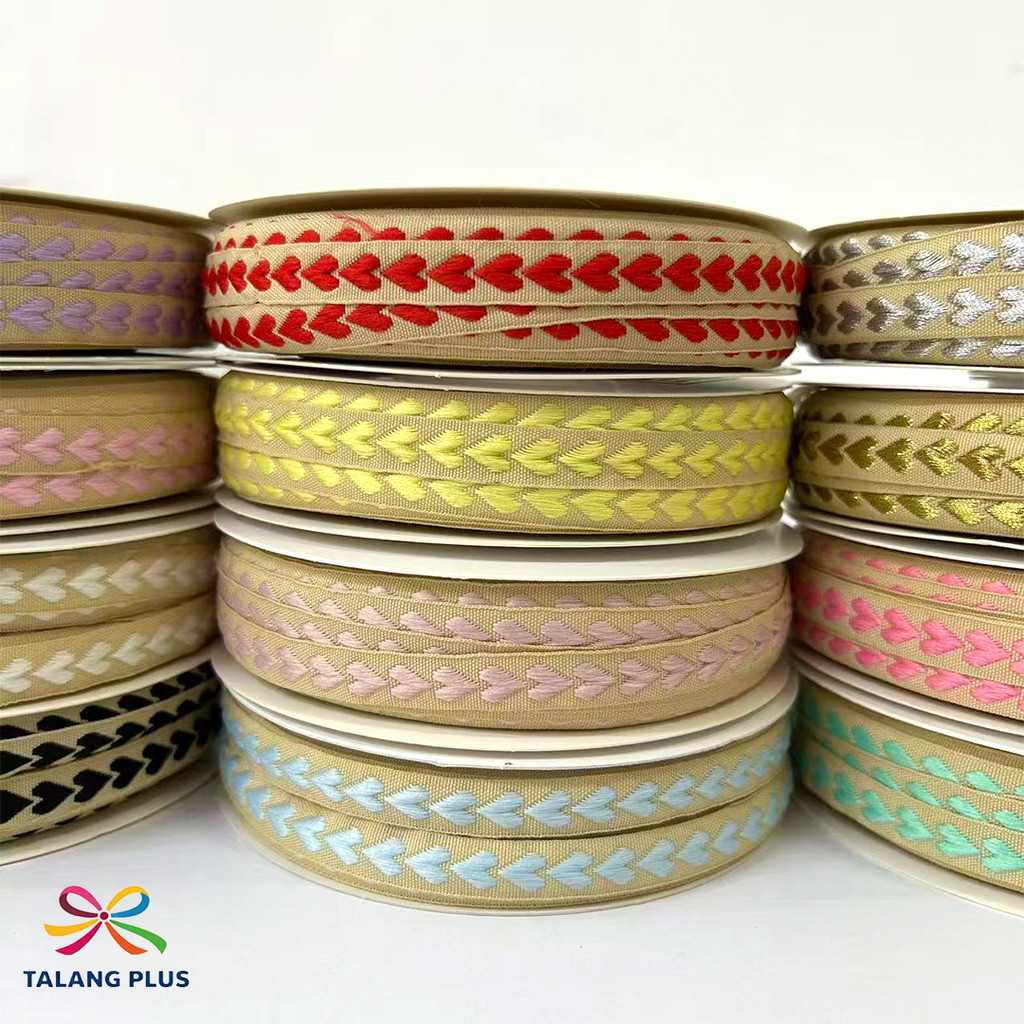 Fita Decorativa com Estampa de Corações para Laços e Artesanato 1cm 50 jardas