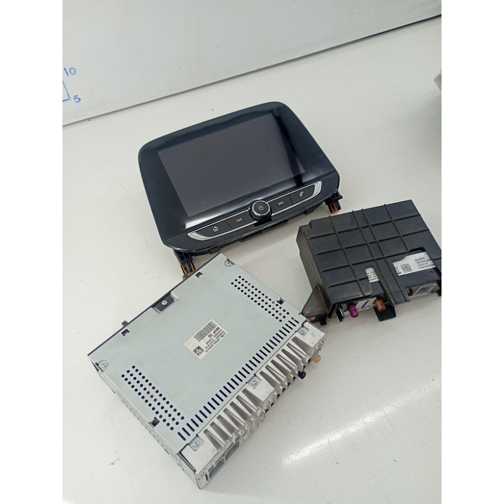 Kit Rádio Multimídia Gm Tracker 1.2 Turbo 2020 A 2024