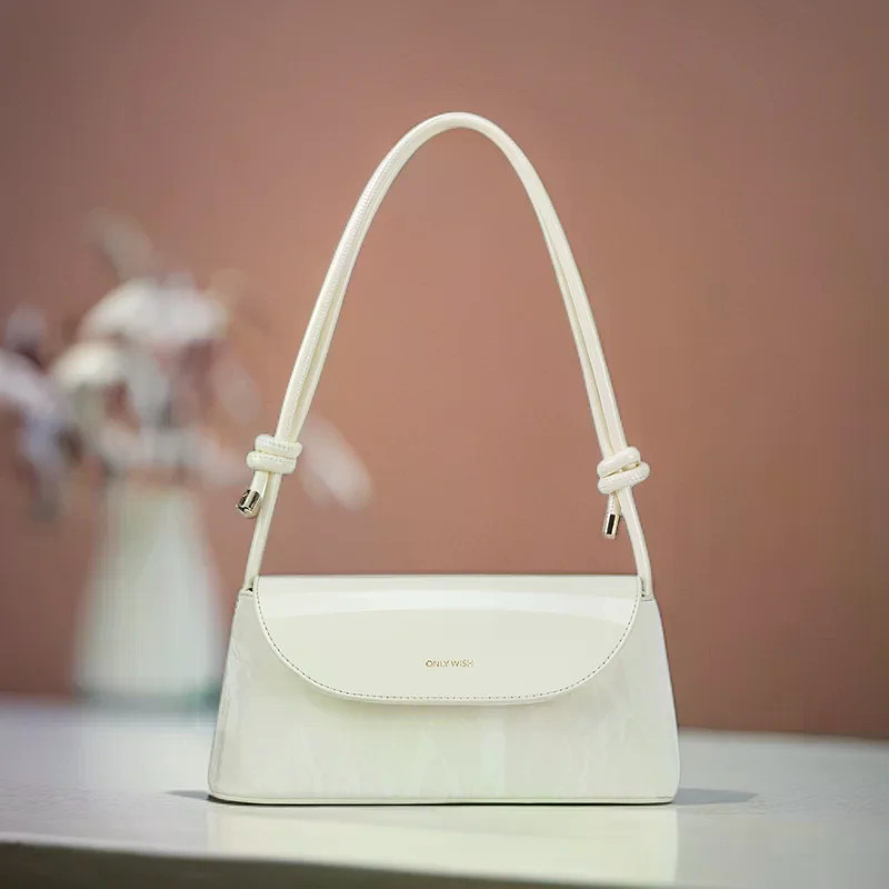 Senhora Moda Simples Francês De Um Ombro Crossbody Cor Sólida Axilas Couro Do Plutônio Pequeno Saco Quadrado