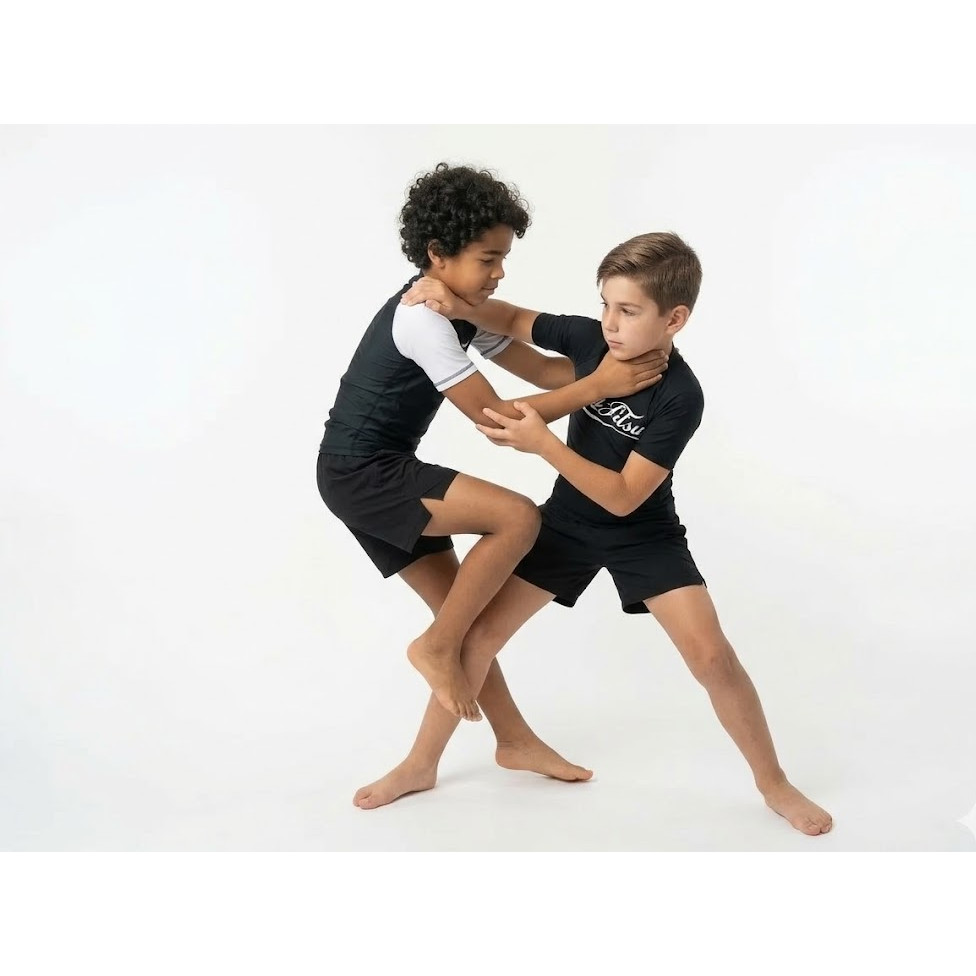 Kit 02 Rash Guard Infantil Manga Curta - Branca / Preta