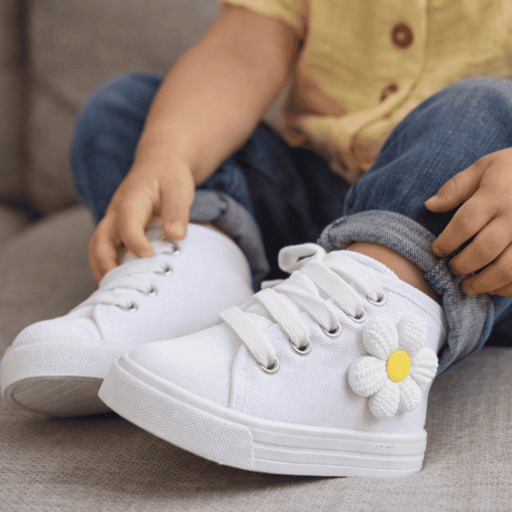 Tenis Sola Cano Alto Infantil Meninas Casual Primeiros Passos com Enfeite Flor Margarida