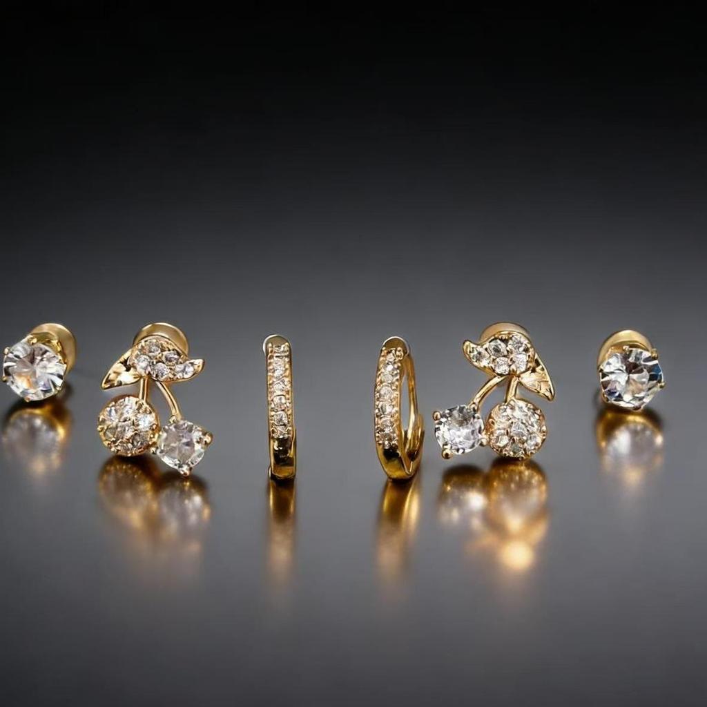 Kit 3 brincos Cravejada Pedra de Zirconia com Pingente Cereja/Argola
