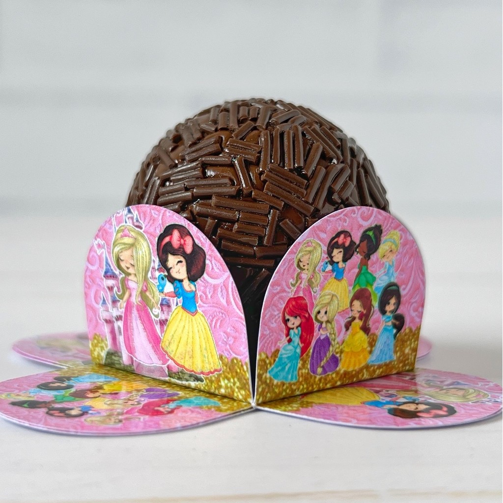 50 a 200 Forminhas Personalizadas de Doce Brigadeiro Festa Infantil - PRINCESAS CUTE 4 Pétalas para Aniversário