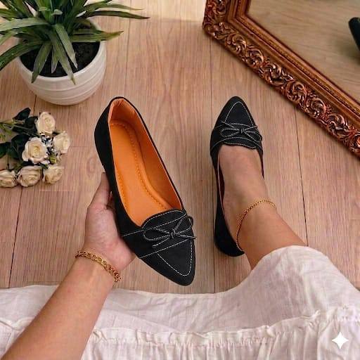 Sapatilha MocassimFeminina Confortável Bico Fino Laço Preto  Elegante Para Trabalho e Dia a Dia