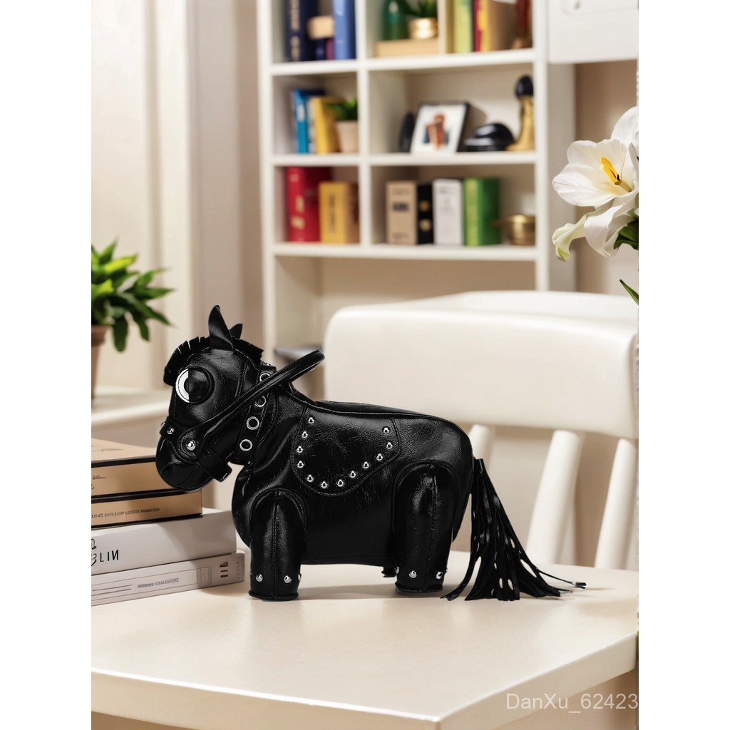Bolsa Feminina Estilo Rock com Tassels e Rebites - Design de Cavalo 3D - Moda 2026