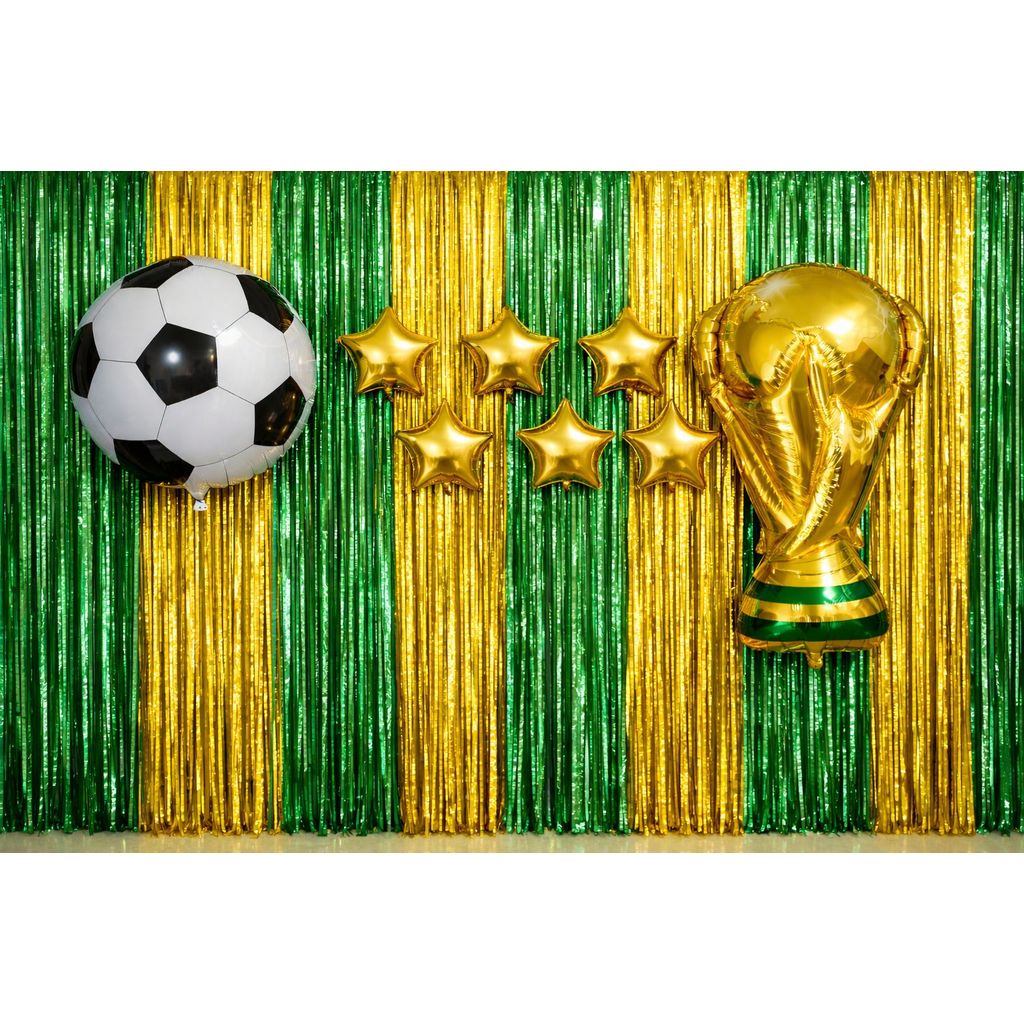 Kit Copa do Mundo – Cortina Metalizada Verde e Dourada + Balão Bola + Balão Taça Troféu + Estrelas Douradas ou Prata