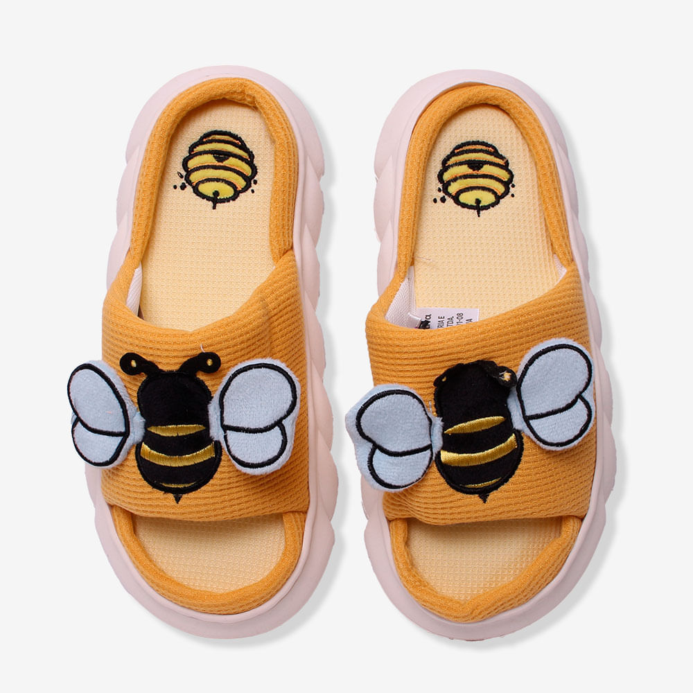 Pantufa Nuvem Abelhinha - Zonacriativa