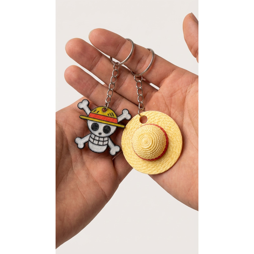 Kit com 2 Chaveiros de One Piece – Chapéu de Palha e Caveira Pirata em Impressão 3D PLA (Leves e Resistentes)