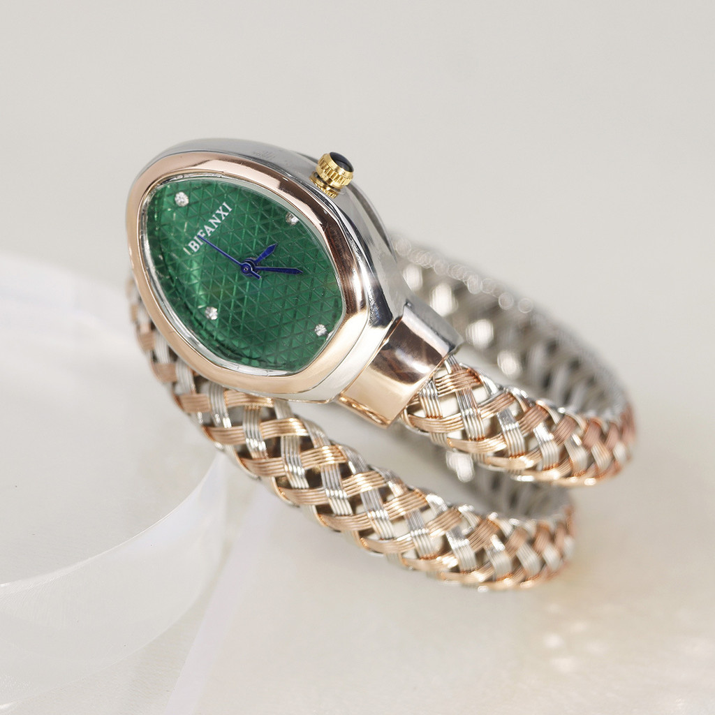 Relógio de cobra de venda quente pulseira criativa relógio trançado cinto nicho relógio feminino cobra relógio de banda 