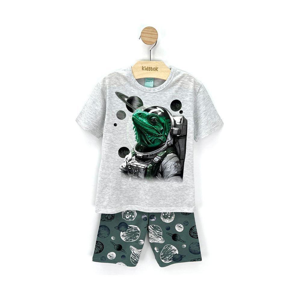 Pijama Menino Camiseta e Bermuda Camaleão Brilha no Esuro - Kyly