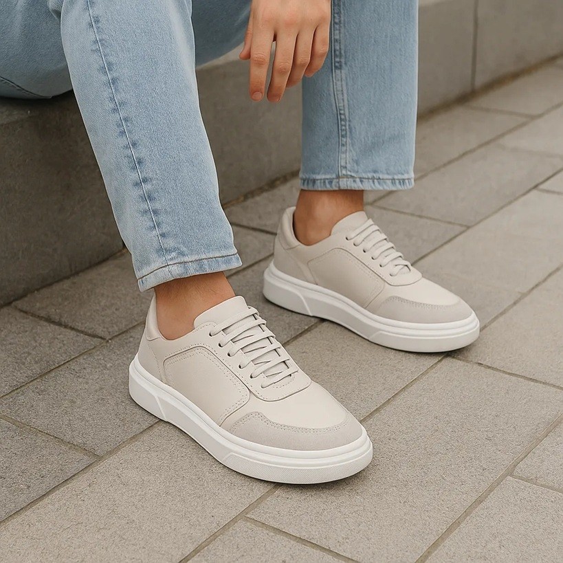 Tenis Masculino Branco em Couro Legitimo Palmilha Gel Confortável Sapatenis Elegante Moderno
