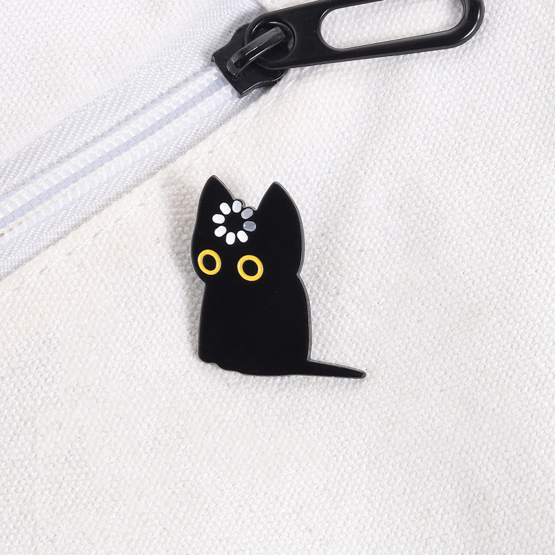 Bonito Gato Preto Esmalte Pino Carregando Kawaii Anime Lapela Emblema Dos Desenhos Animados Gatinho Broche Para Mochilas