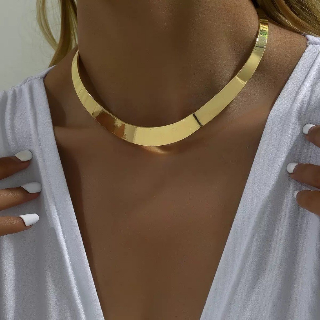 Colar Choker Feminino Largo Espelhado Luxo – Gargantilha Moderna Rígida Banhada a Ouro 18K e Prata 925