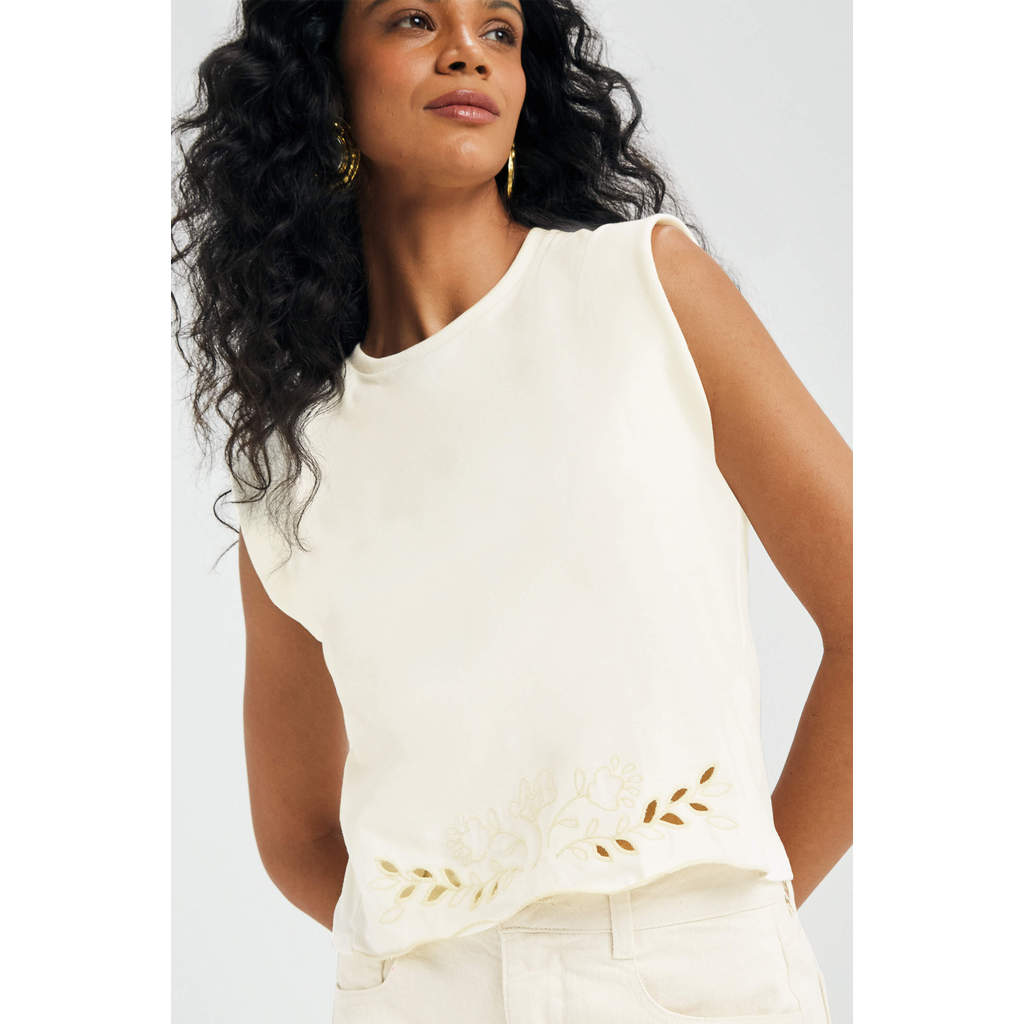 Blusa Feminina Curta Com Bordado Vazado Marialícia Bege