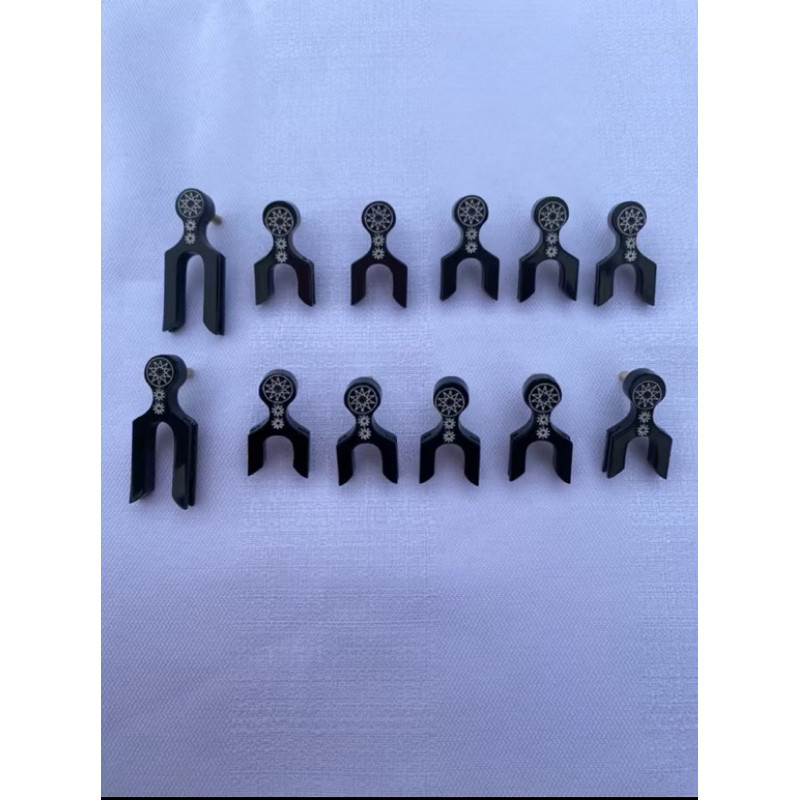 CABECINHA (PRESILIA) DE RESINA PARA GAIOLA DE COLEIRO UM KIT !