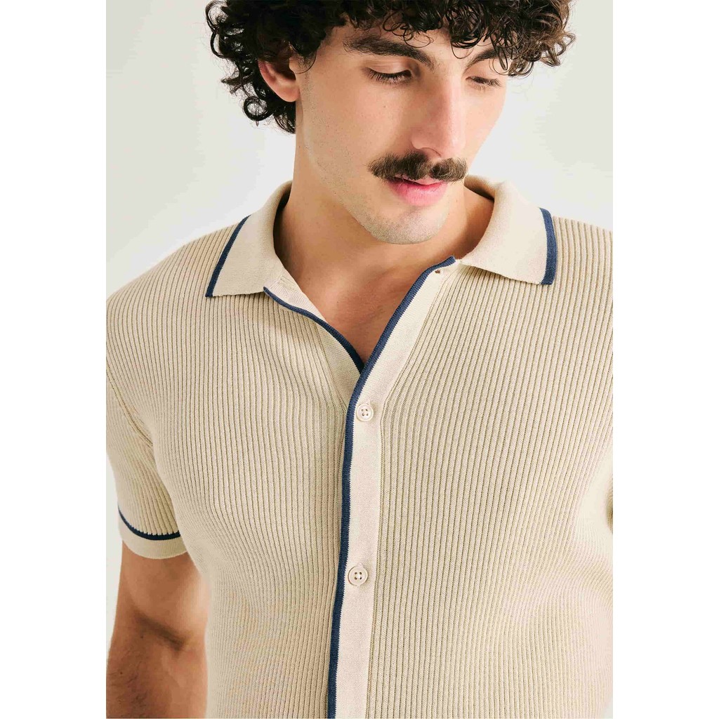 Camisa Masculina Manga Curta Em Tricô