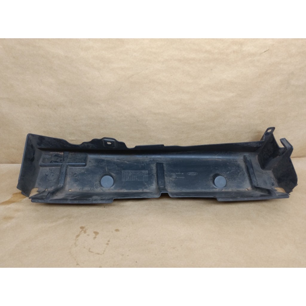 Defletor De Ar Do Radiador Original Ford Focus 2014 / 2015