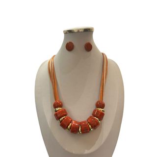 Colar Feminino Com Cordão E Resina  Kit Com Brinco Tendência em Oferta na Shopee