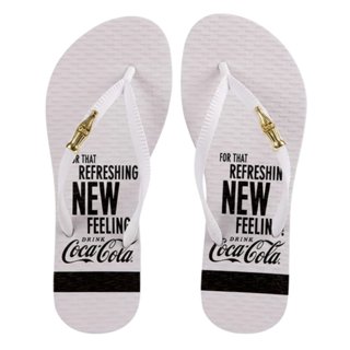 Chinelo Feminino Coca-Cola New Refreshing Casual com Solado em Borracha e Tiras Personalizadas Garrafinha Dourada Casual em Oferta na Shopee
