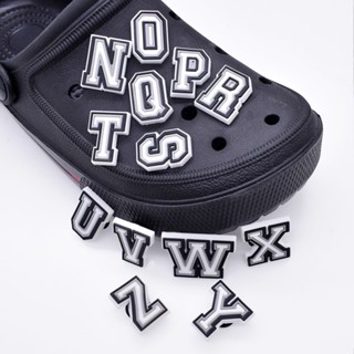 Acessório para sandálias Pins Cor Preto Letras Brancas A-Z Botão DIY Babuche Enfeite Emborrachado com adaptador em Oferta na Shopee