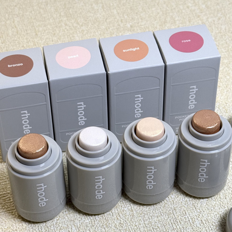 Rhode Destaque Vara Pele Brilhante Brilho Fino Rosto Tridimensional Iluminar Tom De Cosméticos Coreanos Para Mulher
