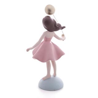 Figura Decorativa Wolff Boneca com Balão Dourado 22cm em Oferta na Shopee