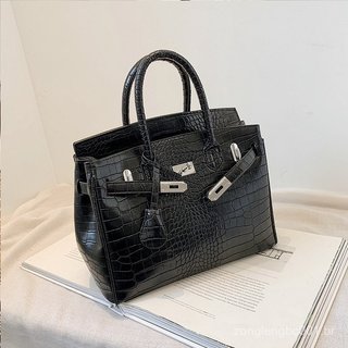 2025 Primavera Verão Nova Bolsa Feminina com Padrão de Crocodilo Moda Versátil Bolsa de Ombro