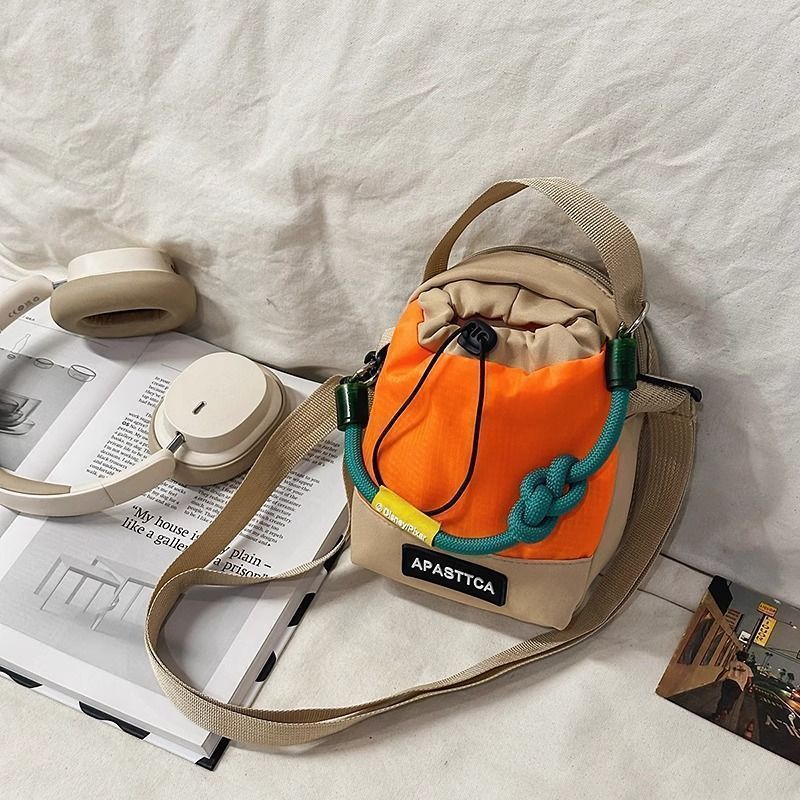 Bolsa Leve Para Garrafa De Água Pequena , Novo Estilo , Copo Viagem Feminina E Masculina , Montanhismo Ao Ar Livre . em Oferta na Shopee