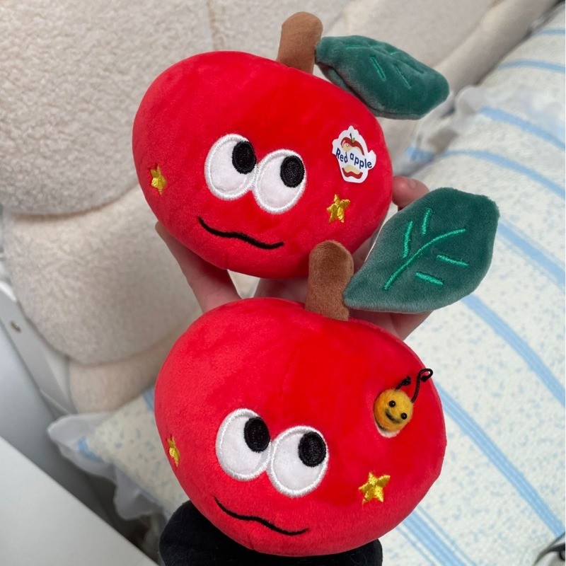 Chaveiros De Pelúcia Macios Bonito Maçã Vermelha Pingente De Natal Dos Desenhos Animados Boneca De Frutas Mochila Decora em Oferta na Shopee