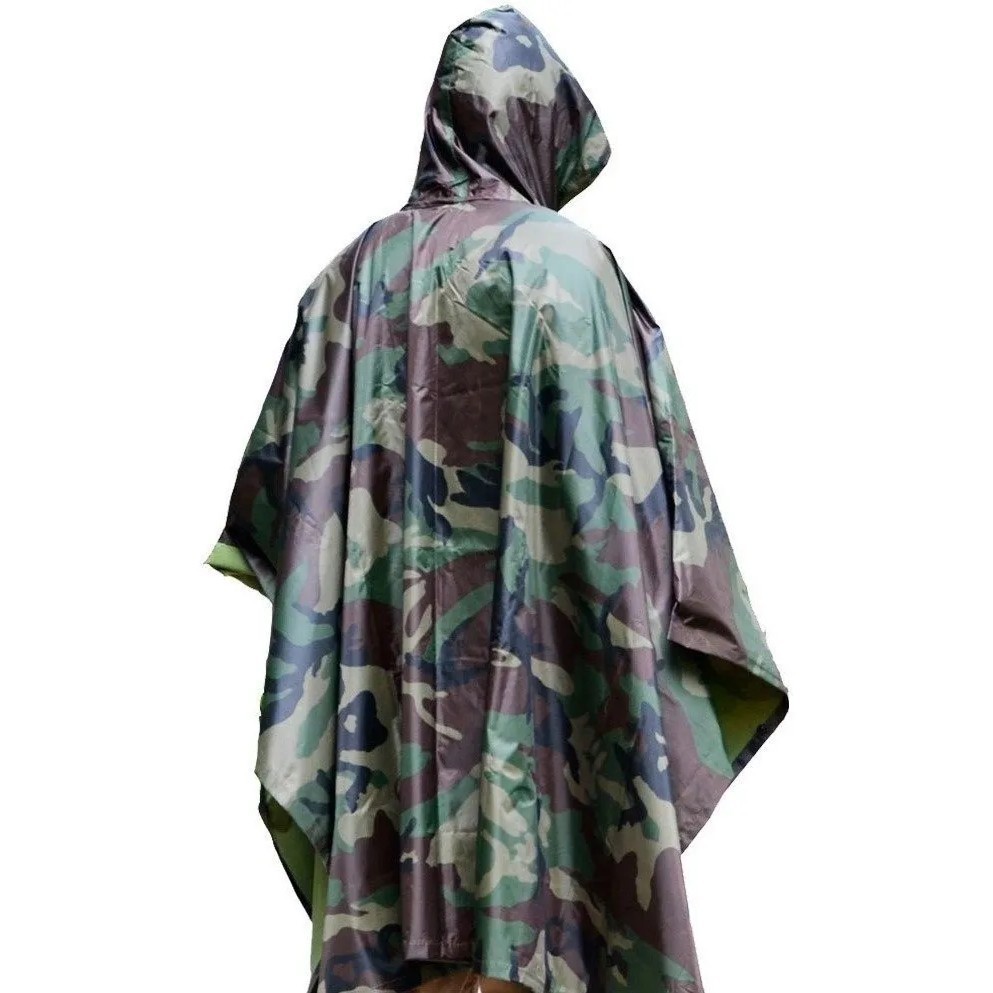 Poncho Militar Camuflado 3 em 1 — Capa de Chuva, Lona Camping e Abrigo Impermeável. P.HQ