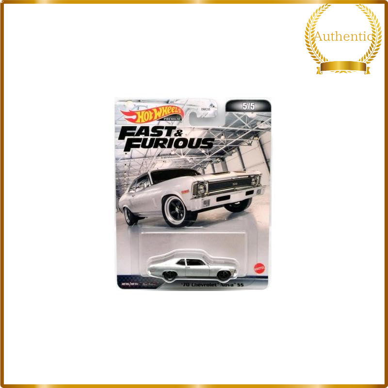 Hot Wheels Retro Entertainment Case J '70 Chevy Nova SS 1:64 Die-Cast Mini Car
