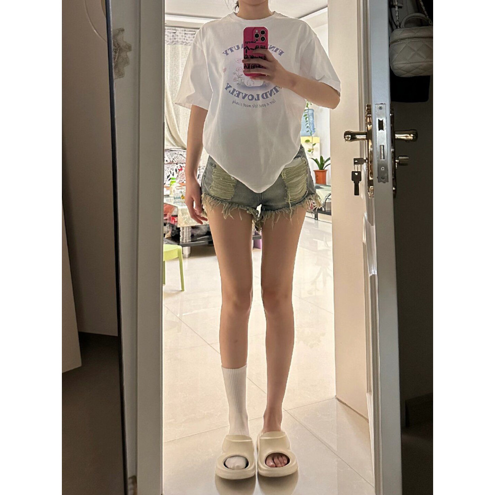 Menina quente Retro rasgado borla Denim Shorts feminino 2026 primavera novo estilo americano cintura alta nicho A linha 