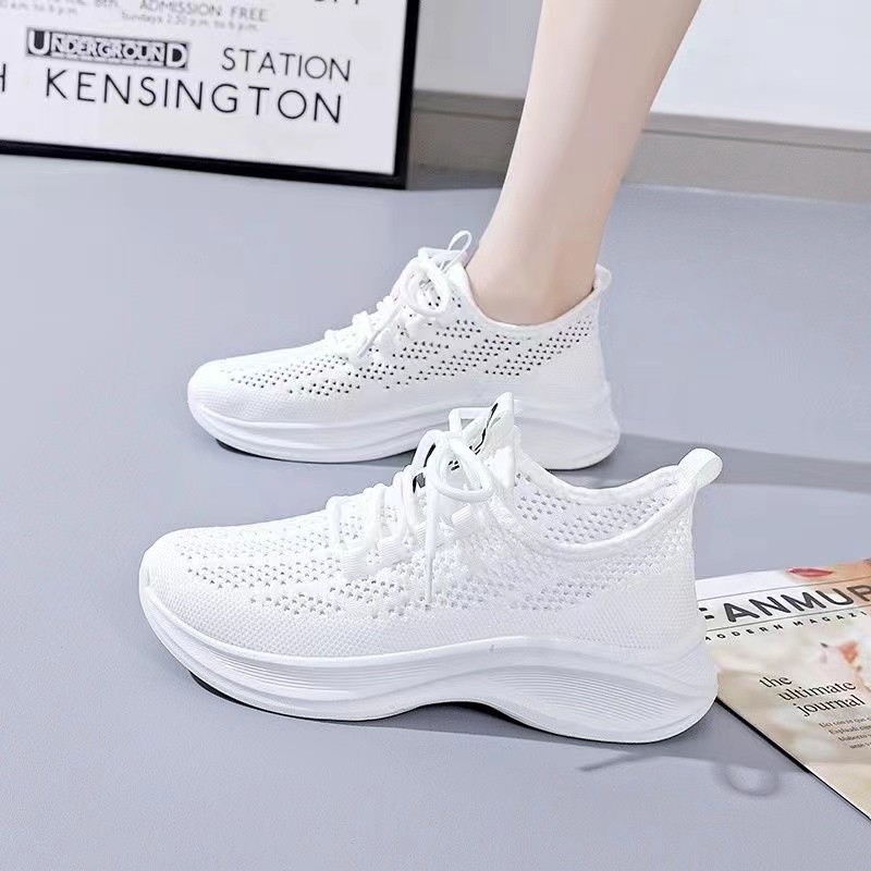 Sapatos de rede de verão femininos respiráveis estilo fino sapatos esportivos ocos sapatos femininos casuais leves tênis