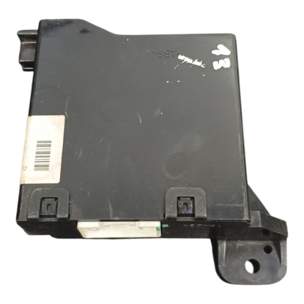 Módulo piloto automático Toyota Hilux 2005 2015 886500K210