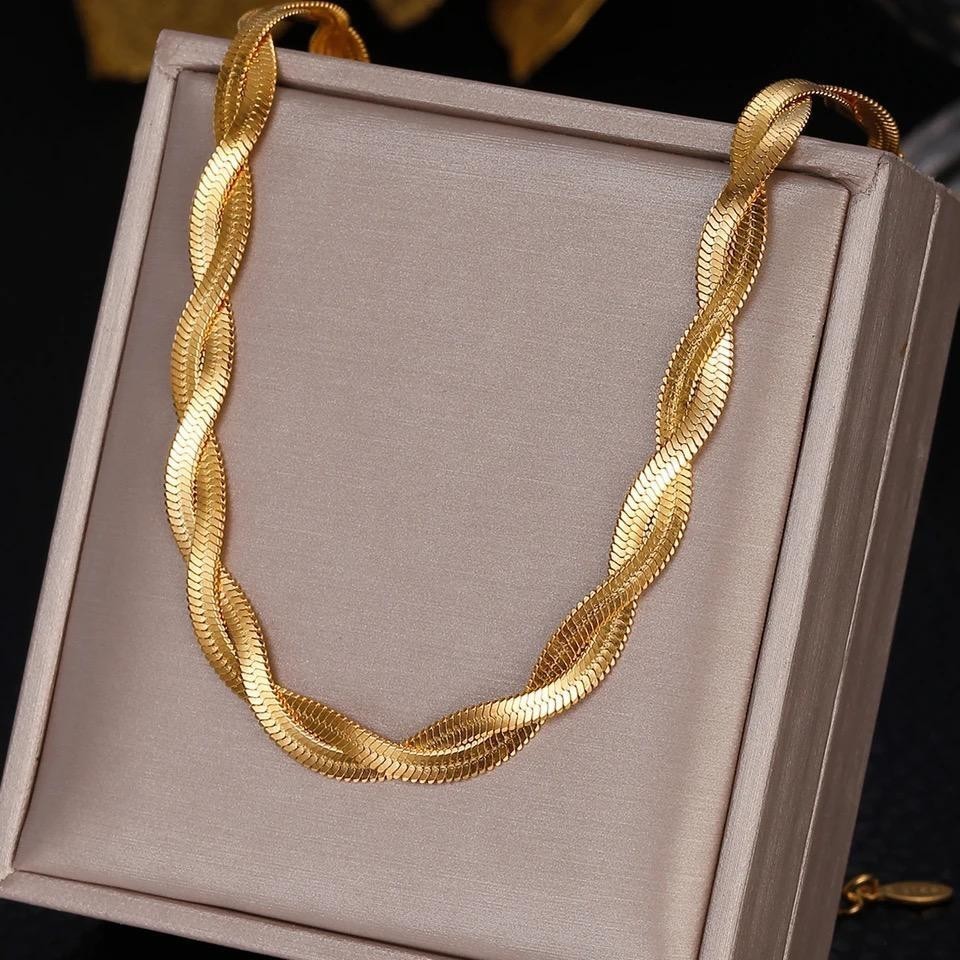 Colar Feminina 2 Fios Aço Inoxidável Banhado Cor Dourada  e Cor Prata 18K Ajustável- Moda Mulher Semi Joia