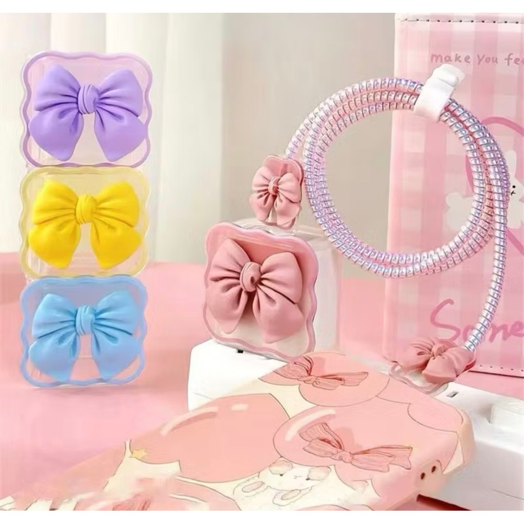 Capa Protetora com Laço 3D para Carregador Apple  — Antiquebra, Estilo e Proteção, Várias Cores em Oferta na Shopee