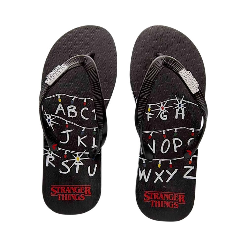 Chinelo Coca Cola Netflix Stranger Things Alphabet Unissex em Oferta na Shopee