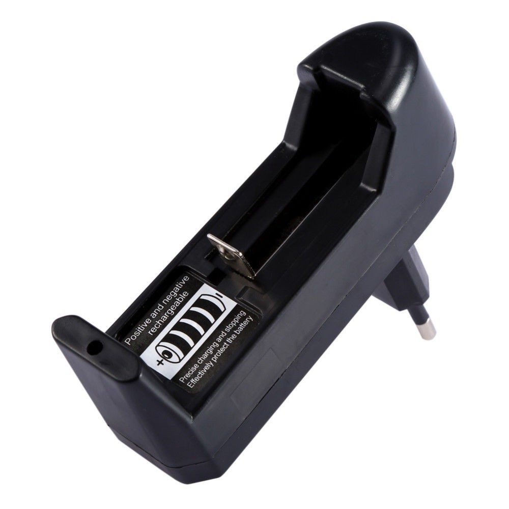 Carregador de Bateria 18650 Bivolt Lanterna Brinquedos