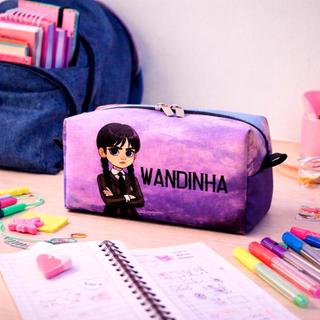 Nécessaire Wandinha Addams Box Luxo Seja cor no dia cinza Estojo Escolar Maquiagem Viagem