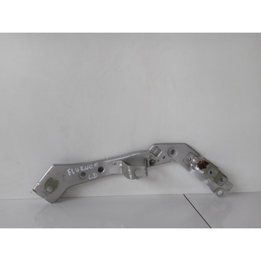 Suporte Sup. Farol Lado Direito Renault Fluence 2011 12 13 1