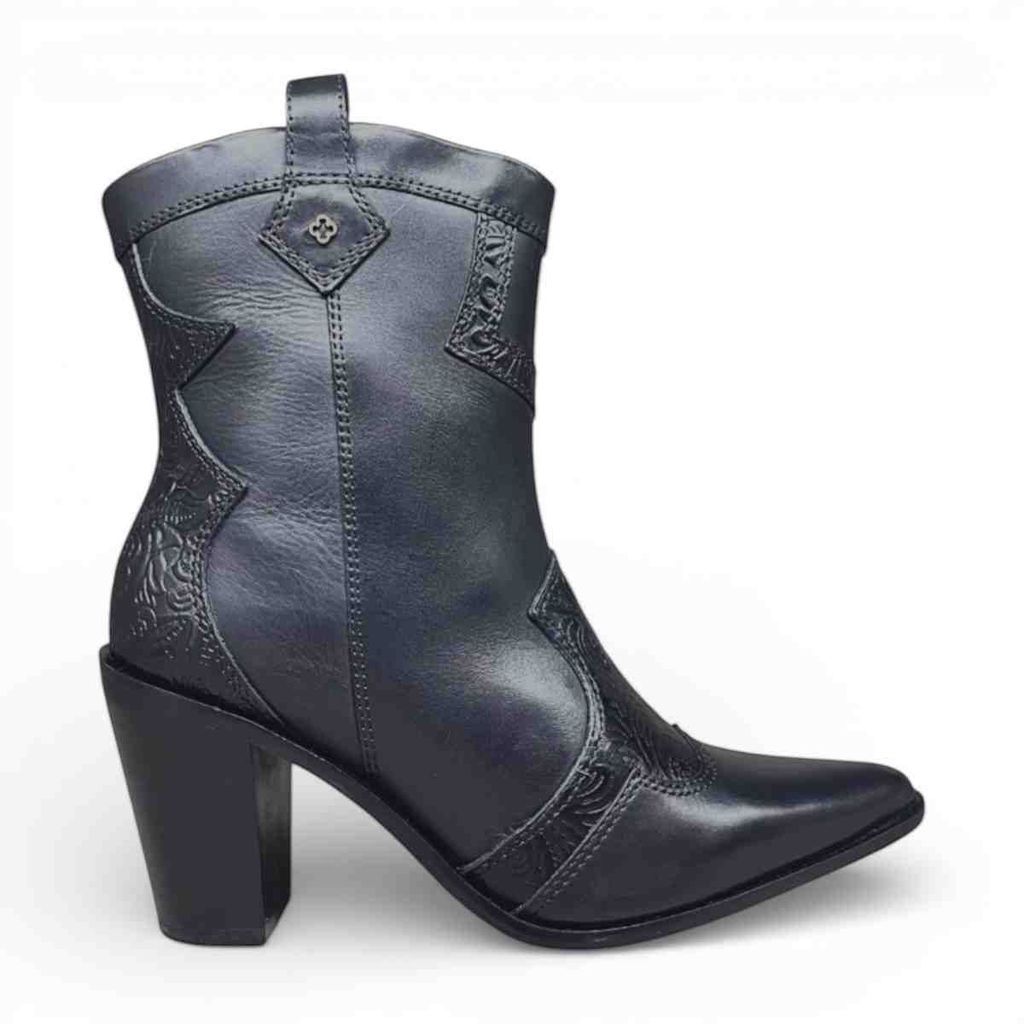 BOTA TEXANA CAPODARTE 4018829 COURO BOIADERA WESTERN COUNTRY BICO FINO CANO MÉDIO SALTO GROSSO FEMININA