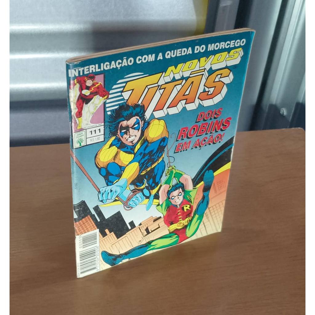 HQ Novos Titas volume 111 ( Abril 1995 ) Dois Robins em Açao