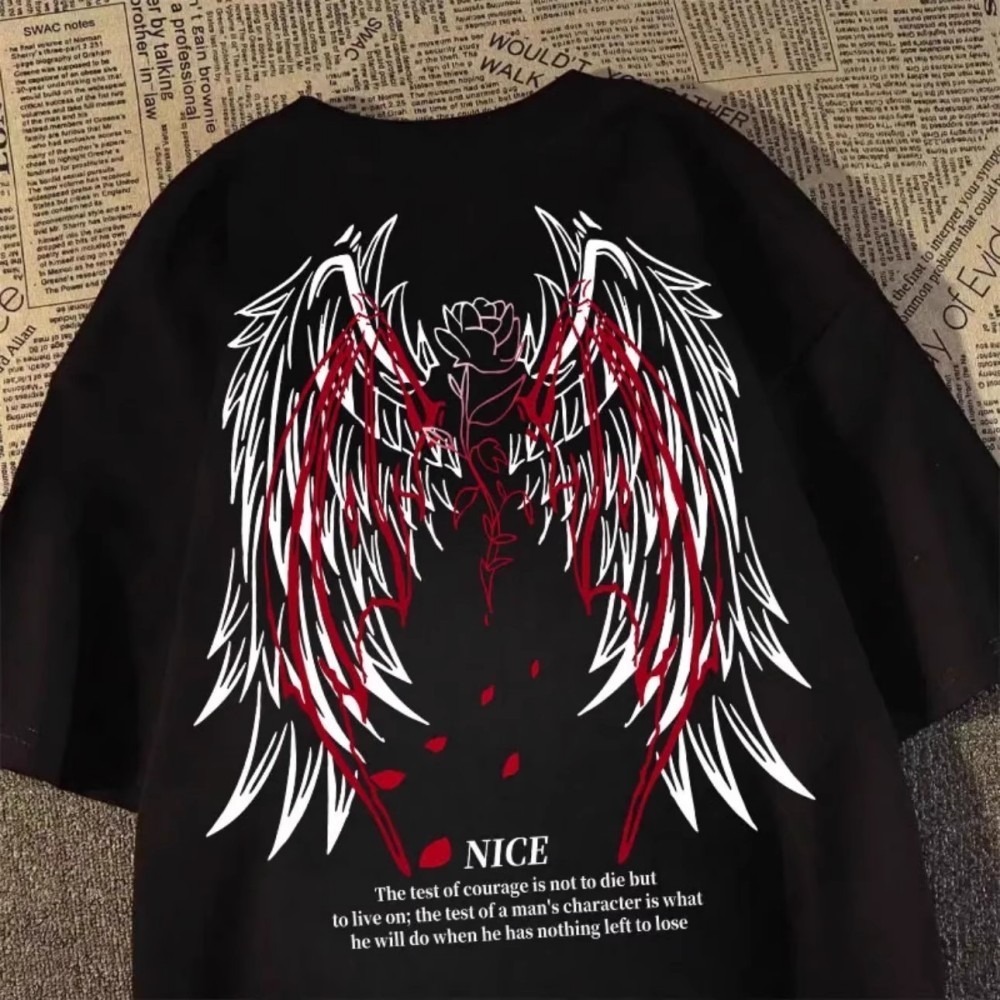 Camiseta  Oversized confortavel Camiseta Preta Oversized de Algodão Unisex, Estampa de Asas Góticas com Sangue, Moda Urb