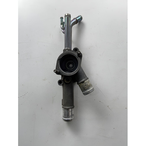 Carcaça Válvula Termostática Hyundai I30 2.0 2010 2011