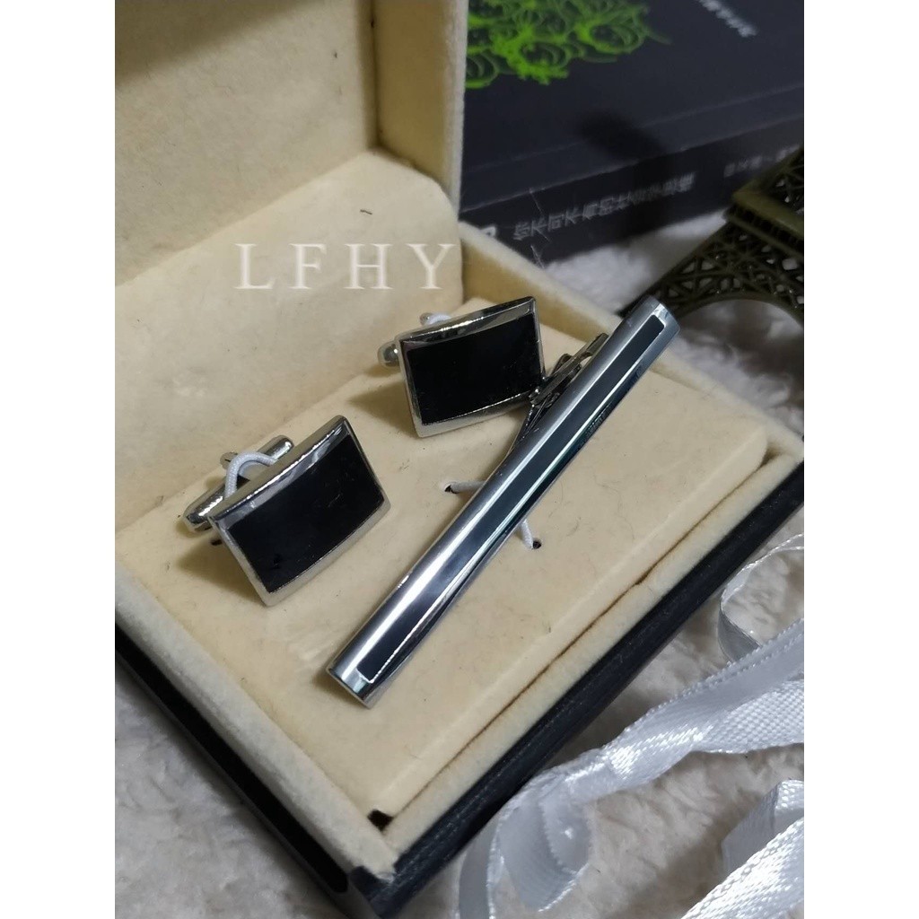 Kit Prendedor Gravata + Par de Abotoaduras de Terno Retangular Prata com Preta de Camisa Social